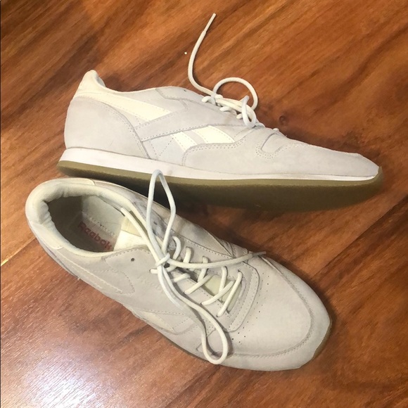 Reebok Sneakers - Picture 3 of 12